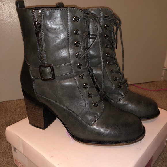 Black/gray wash healed boot - Picture 4 of 5